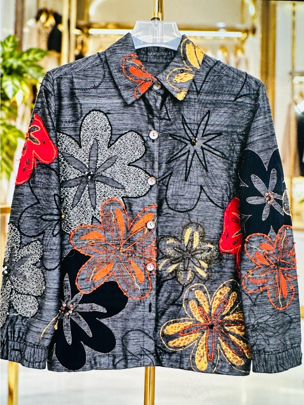 100% silk Chico classy Gray Button-Down Shirt Jacket floral appliqués size 1